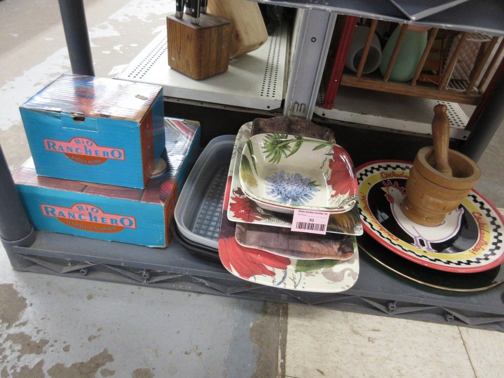 Serving dish group
