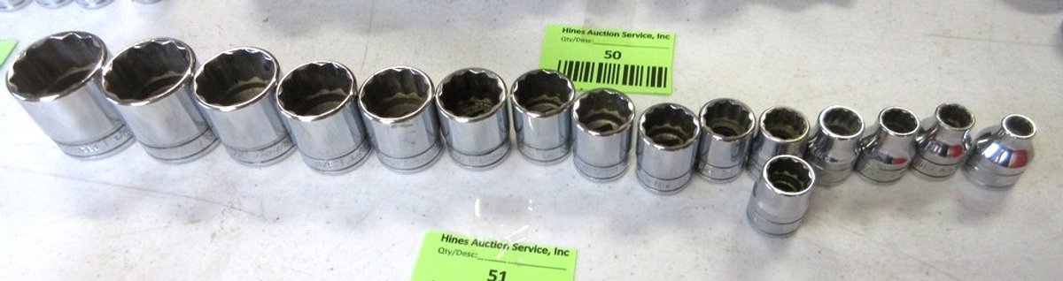 Snap-On 16-piece 3/8" drive SAE socket set
