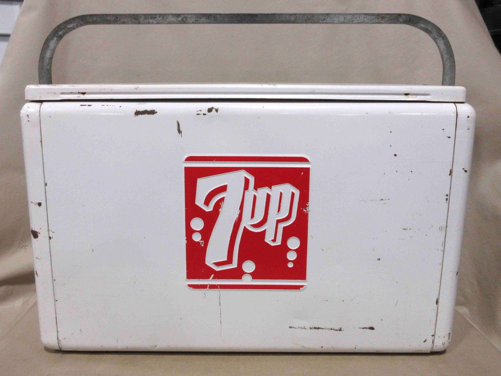 Vintage metal 7-Up cooler
