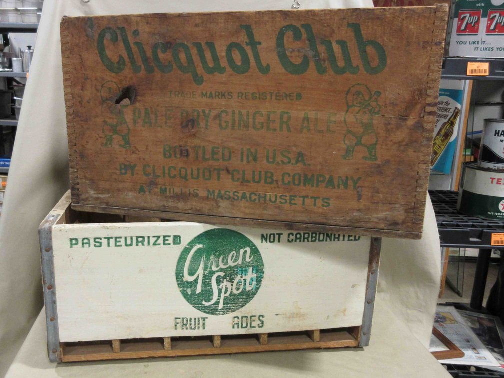 (2) Wood beverage crates