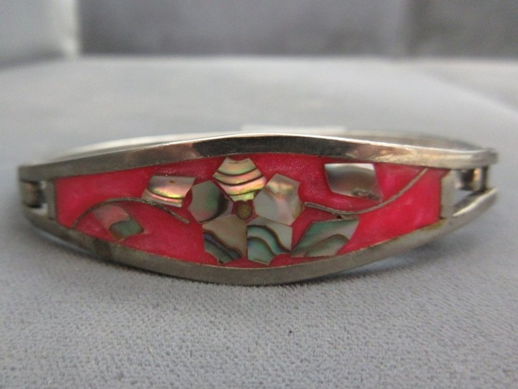 Marked Tasco Mexico cuff bracelet with inlaid design