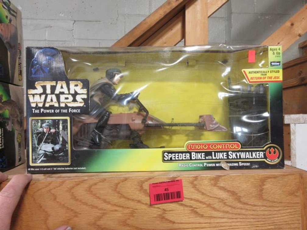 Star Wars The Power of the Force radio controlled speeder bike with Luke Skywalker