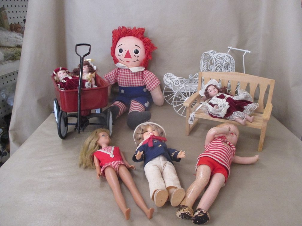Vintage doll and toy group
