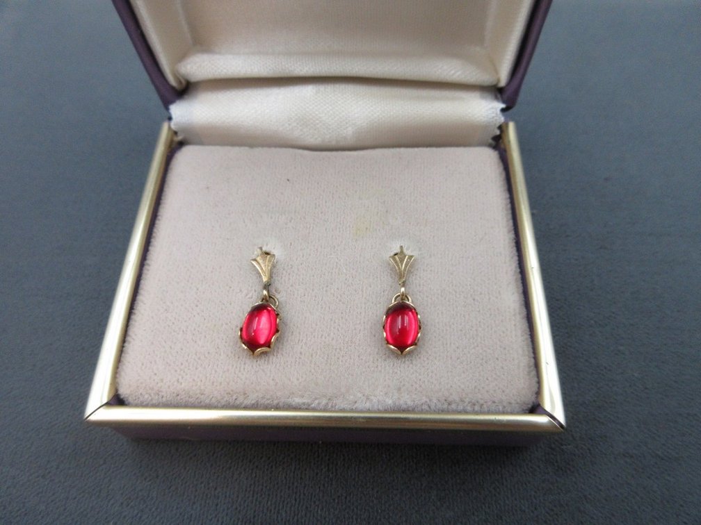 257 14K drop post pierced earrings with red stone