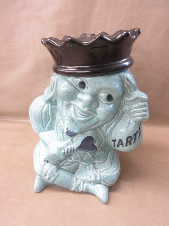 Red Wing Art Pottery King Of Tarts cookie jar