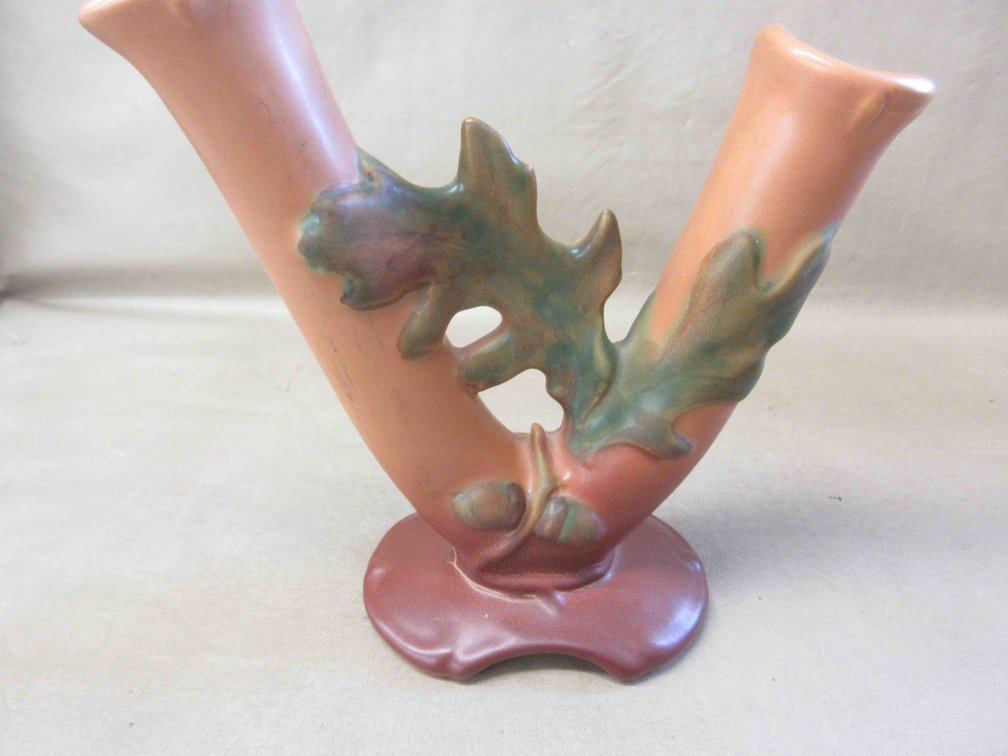 Weller Pottery Double Oak Leaf vase
