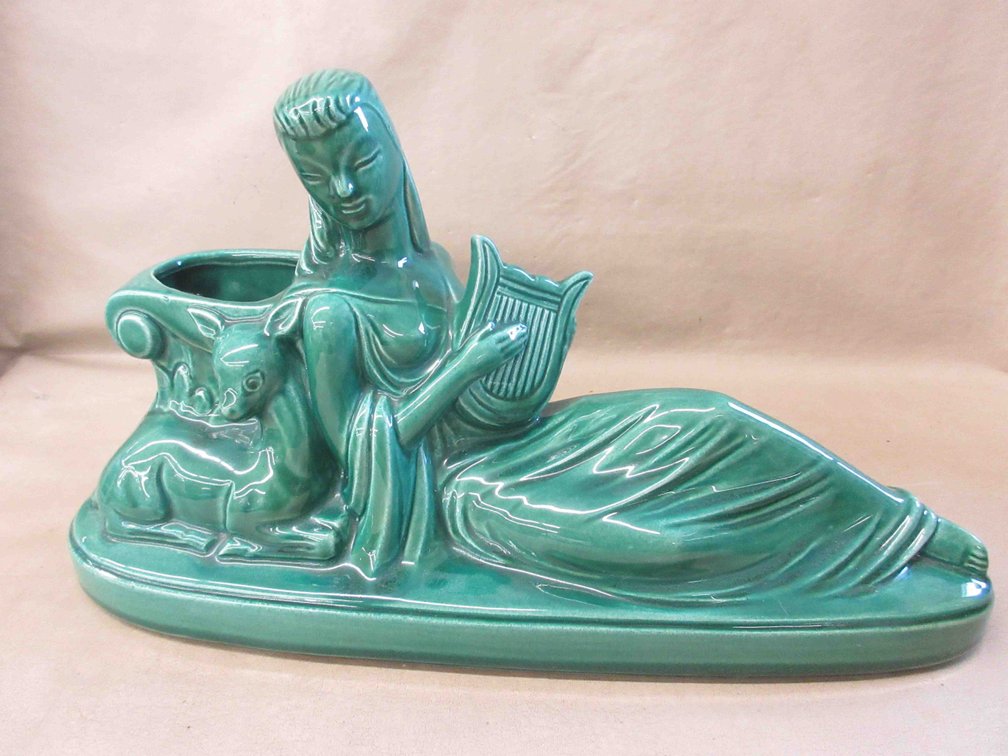 Red Wing Art Pottery #B2507 green planter