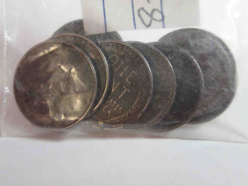 (8) 1943 Lincoln steel wheat cents