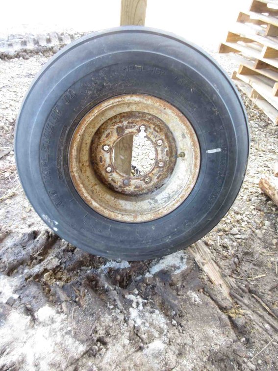 Used implement tire on rim