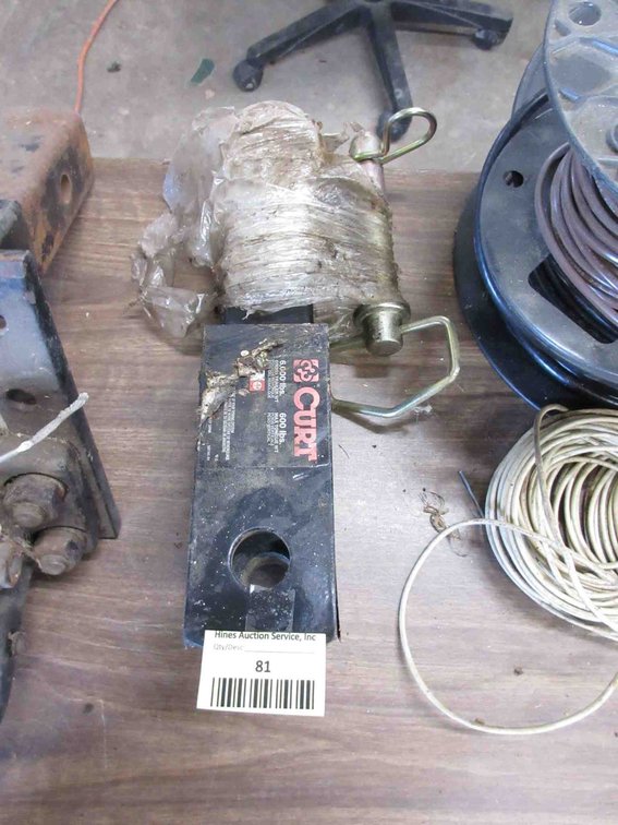 Curt 6000lb trailer jack with pin
