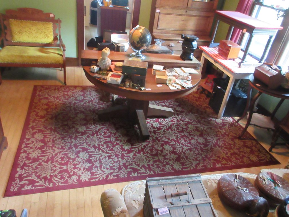 Jewel large area rug