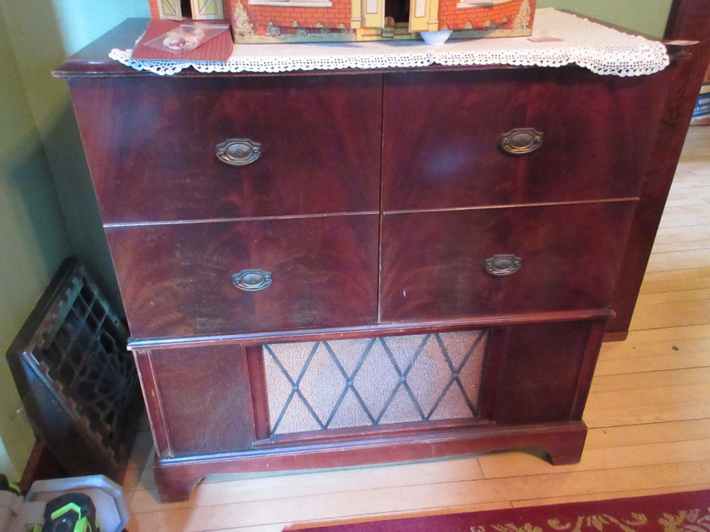 Montgomery Ward Airline Radio console cabinet with record player