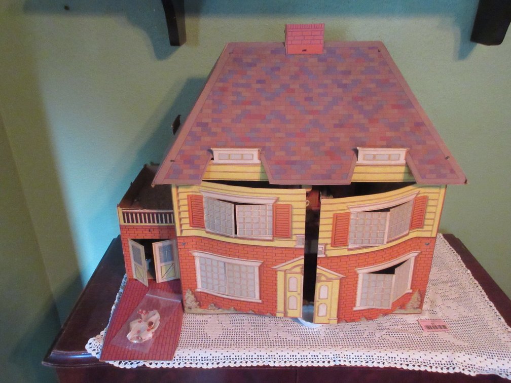 1940s Doll House