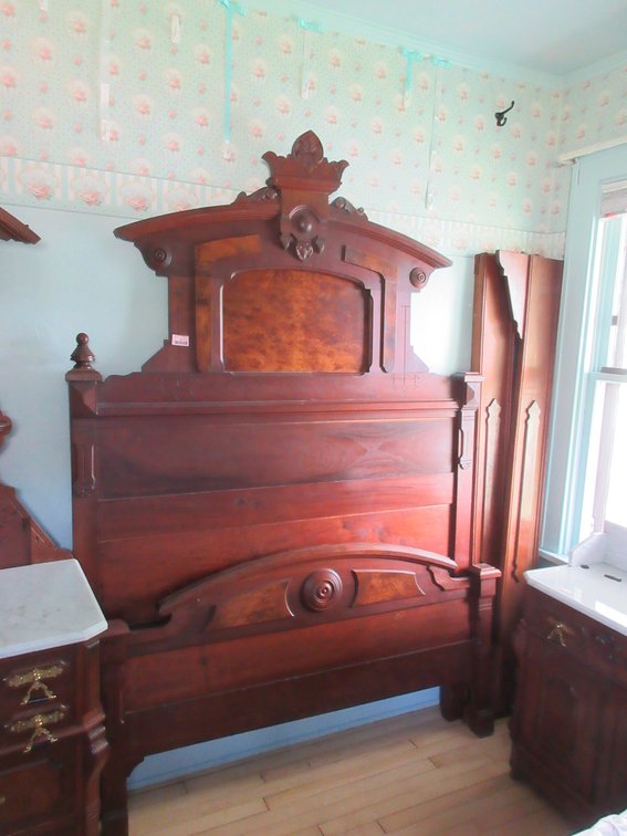 Antique wood bed frame (matches lot 79)