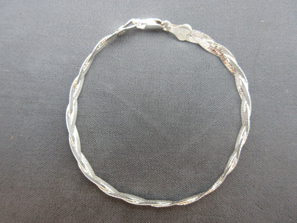 Sterling silver weaver style bracelet