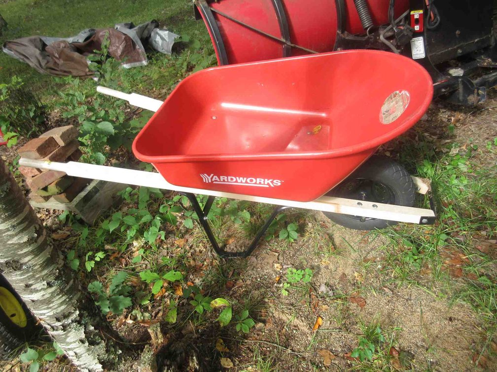 Yardworks wheelbarrow