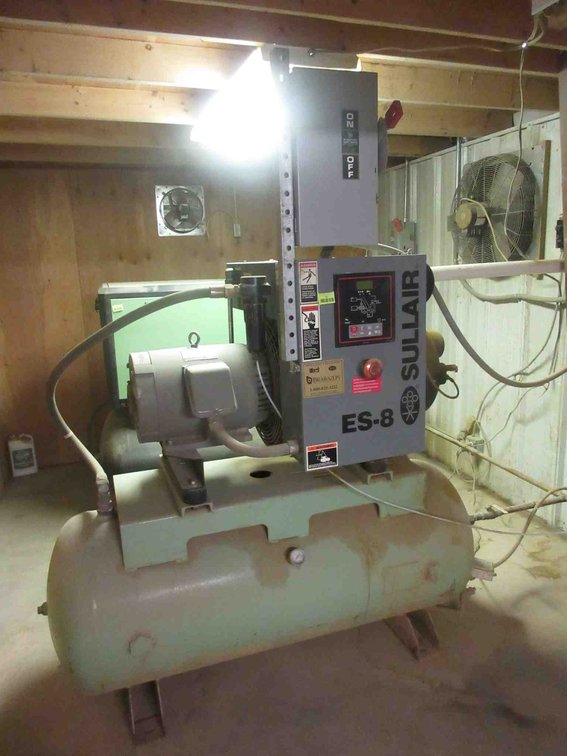Sullair ES-8 commercial compressor unit (electrical will be disconnected)
