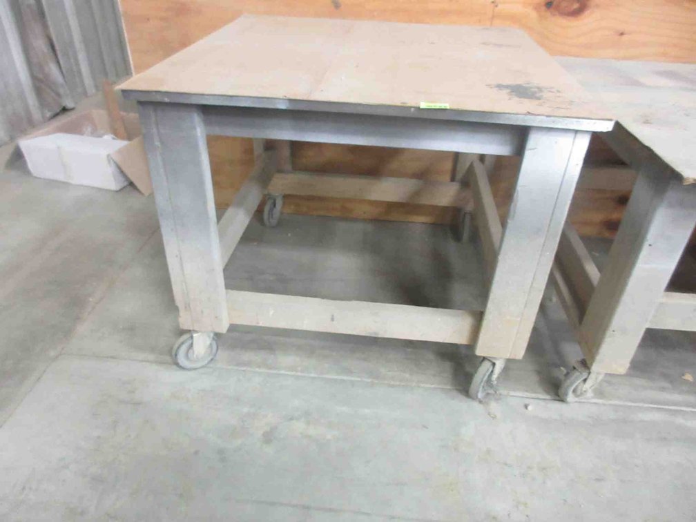 4-Wheel wood shop cart/table