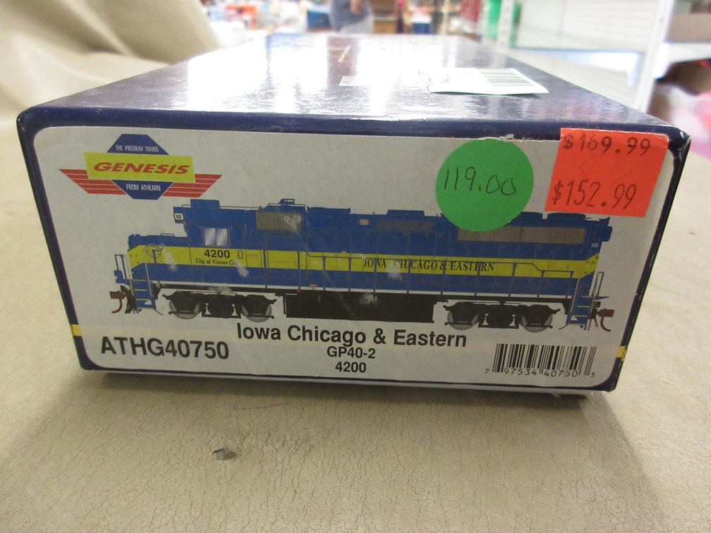Genesis Iowa Chicago & Eastern GP40-2 4200 locomotive