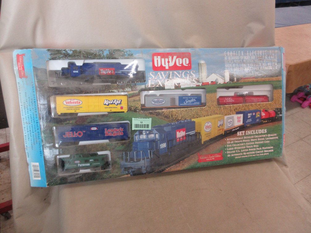 Hy-Vee Express savings set