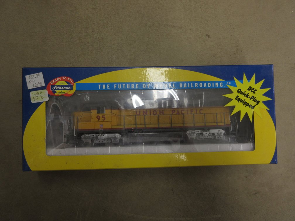 Athearn Union Pacific GP40X 95 locomotive