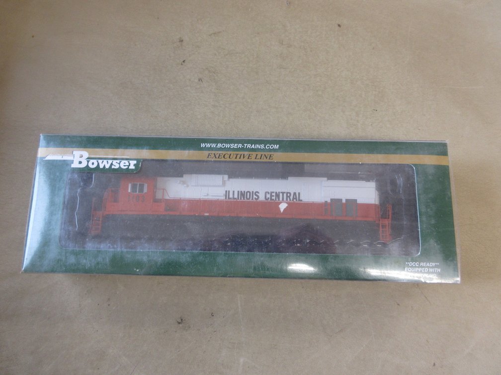Bowser ALCO C-636 Illinois Central #1103 locomotive
