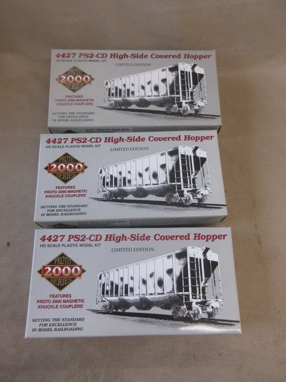 (3) Proto 2000 PS2-CD High-Side Covered Hopper cars