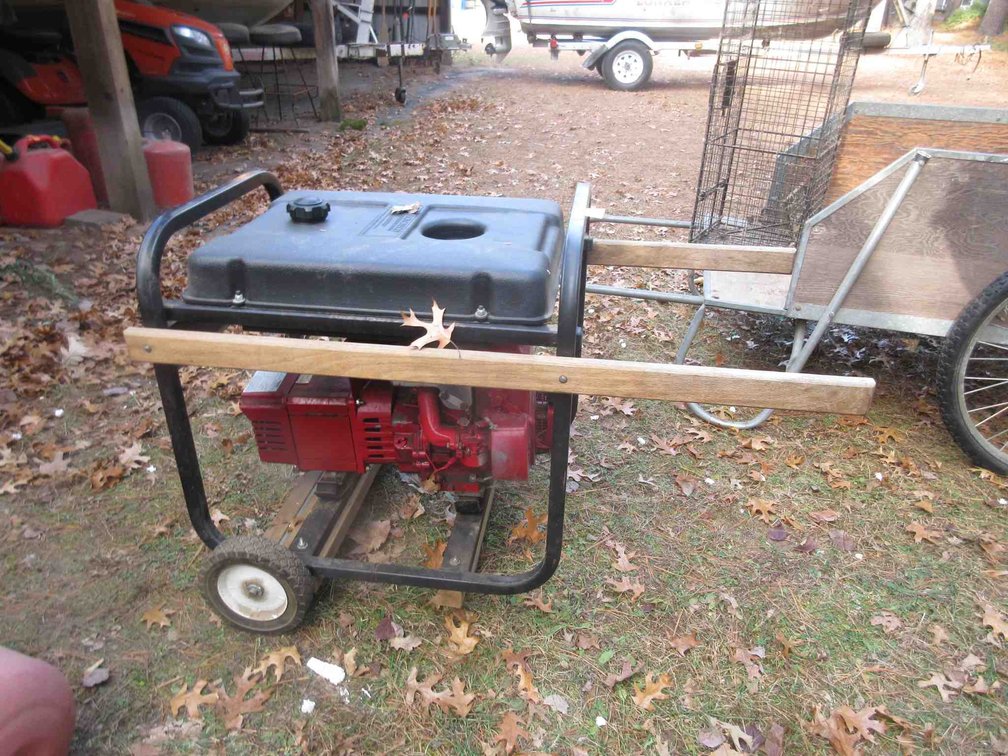 Coleman Powermate Maxa 5000ER gas generator
