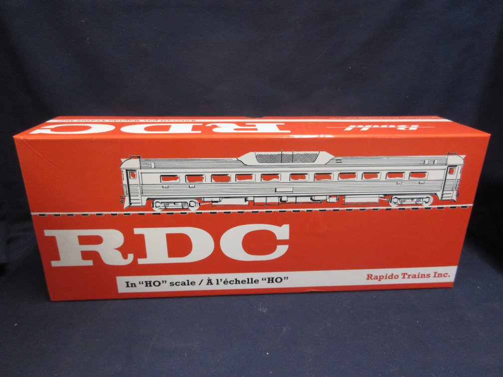 Rapido Trains BUDD RDC-1-DC Chicago & North Western HO scale locomotive