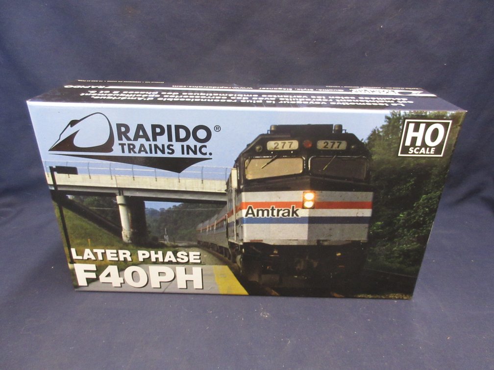 Rapido Trains F40PH-DC/DCC/SOUND AMTRAK  HO locomotive