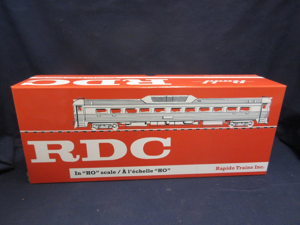 Rapido Trains BUDD RDC-1-DC Chicago & North Western HO scale locomotive