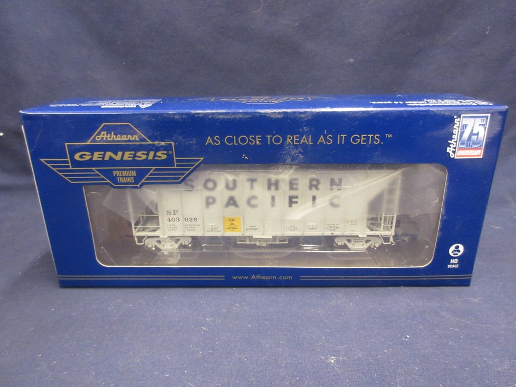 Athearn Genesis Southern Pacific HO scale train car