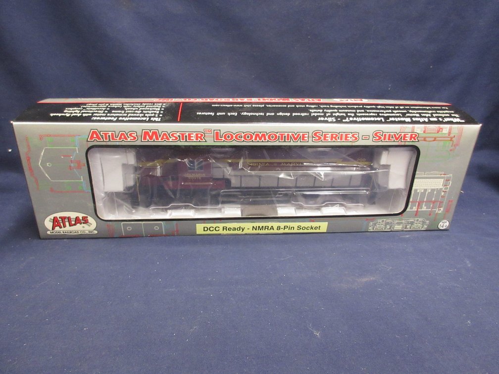 Atlas Silver HO scale C420 locomotive Virginia & Maryland Road #200