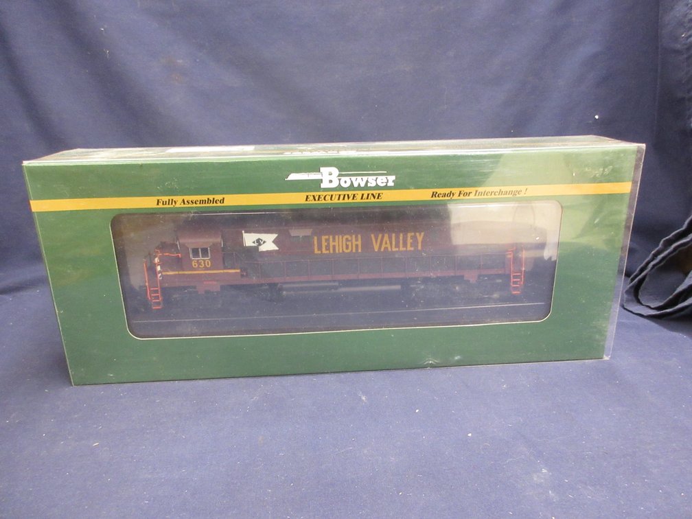 Bowser LEHIGH Valley HO scale locomotive C628 LV Tuscan cab
