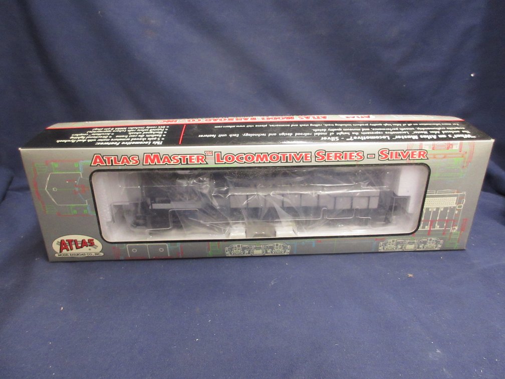 Atlas Silver HO SD35 High Nose Locomotive
