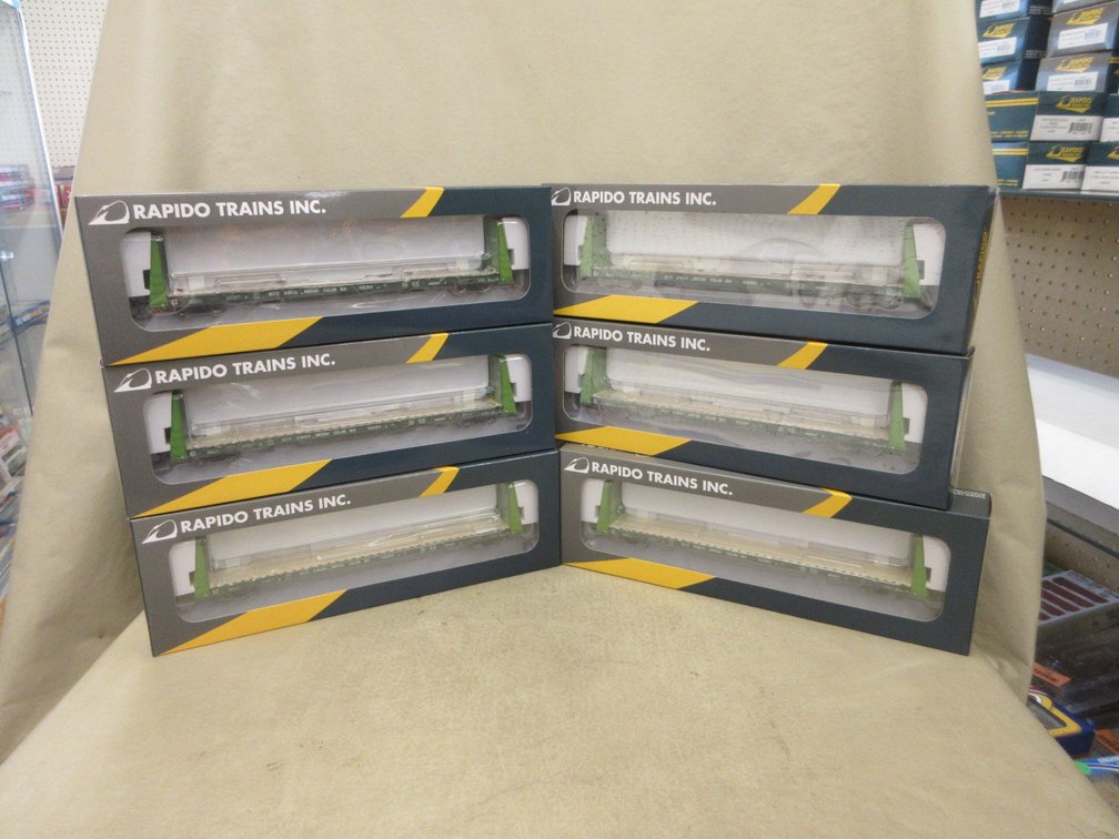 (6) Rapido Mil Bulkhead HO scale flatcars