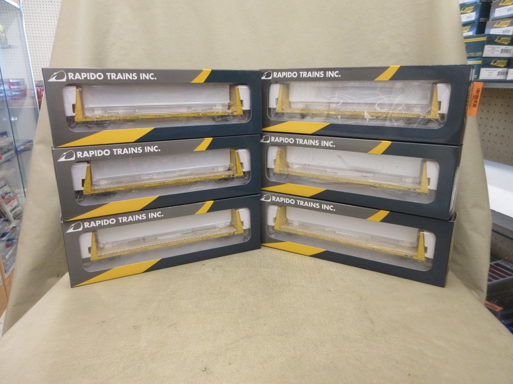 (6) Rapido Mil Bulkhead HO scale Flatcars