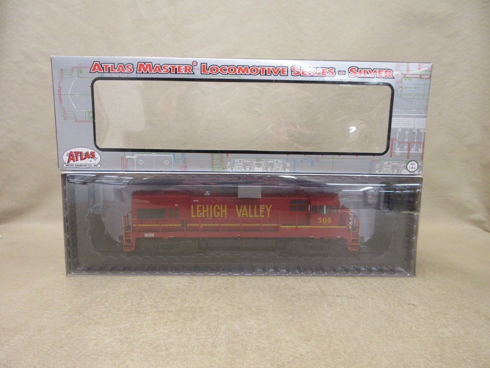 Atlas Silver HO scale U23B Low Nose locomotive 