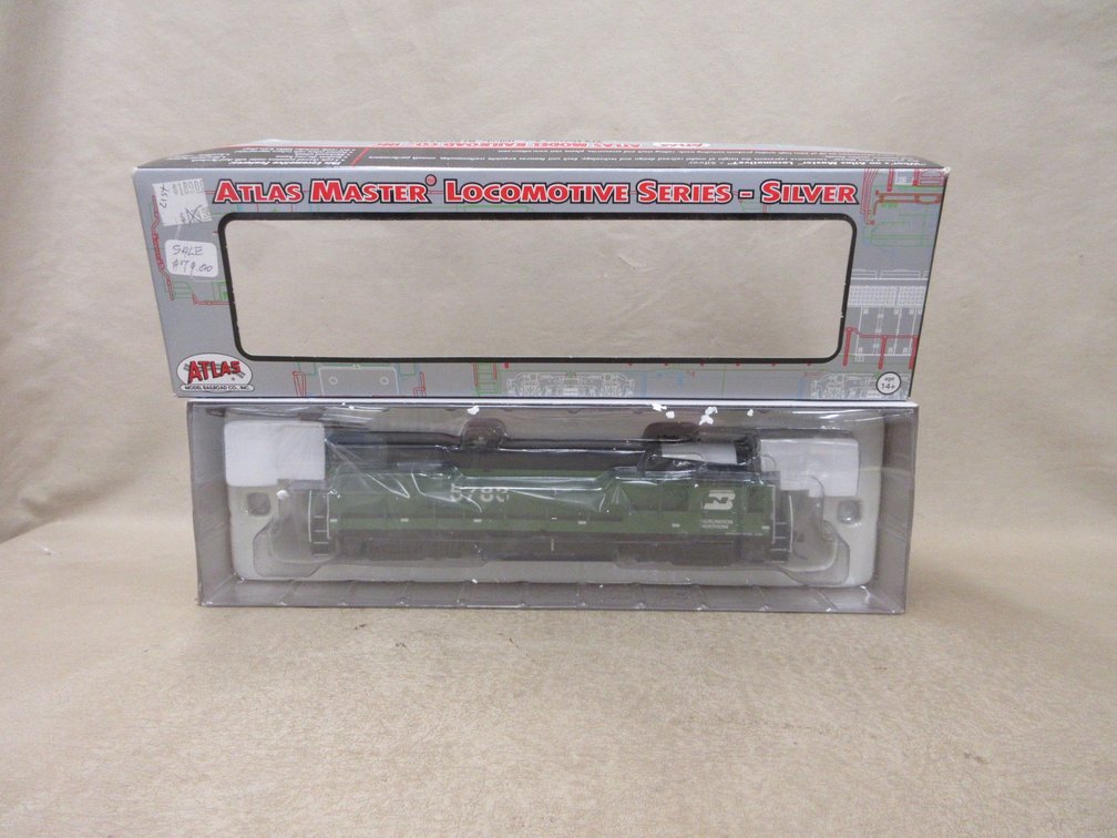 Atlas Silver HO scale U30B Burlington Northern #5783