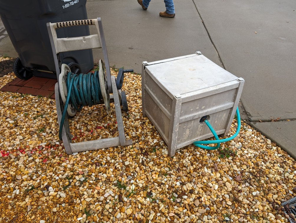 2 Garden Hoses 