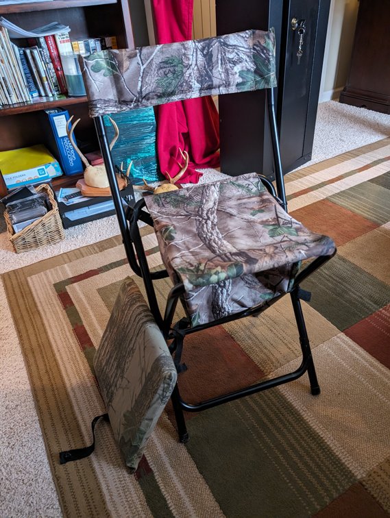 Hunting Chair with Cushion 