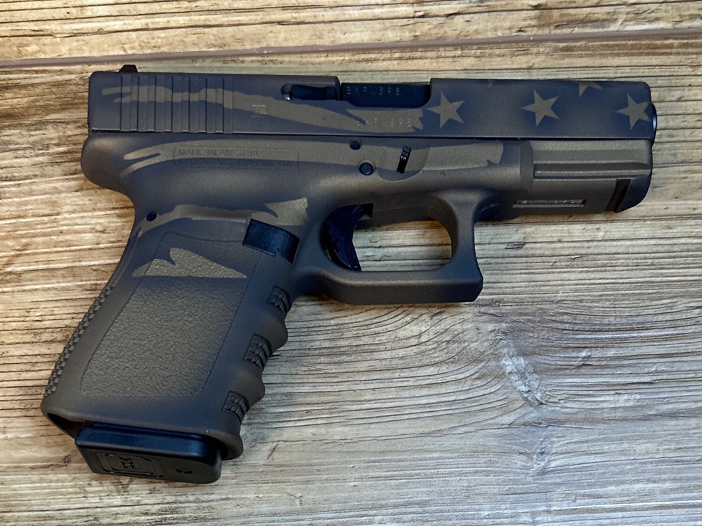 Glock 19 custom bronze flag 9mm