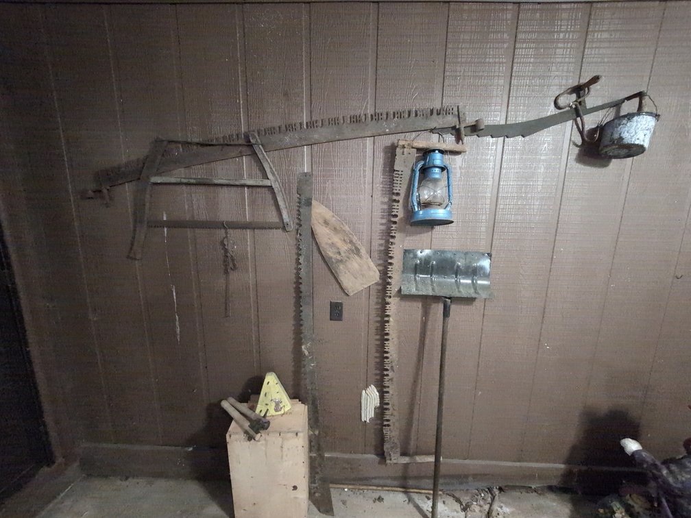 Pull saws, Lantern, Snow Shovel, tin pot