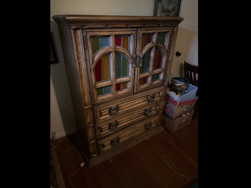 Chest of drawers 