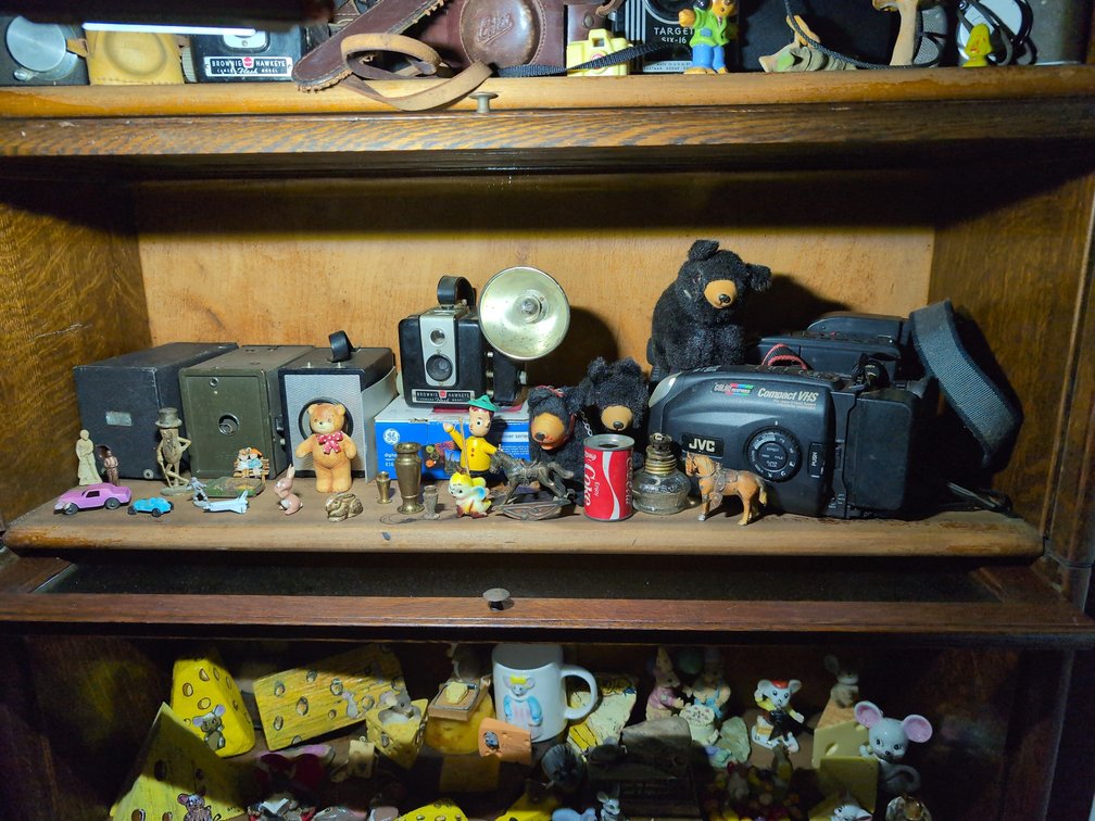 Vintage Cameras and Collectable Figurines 