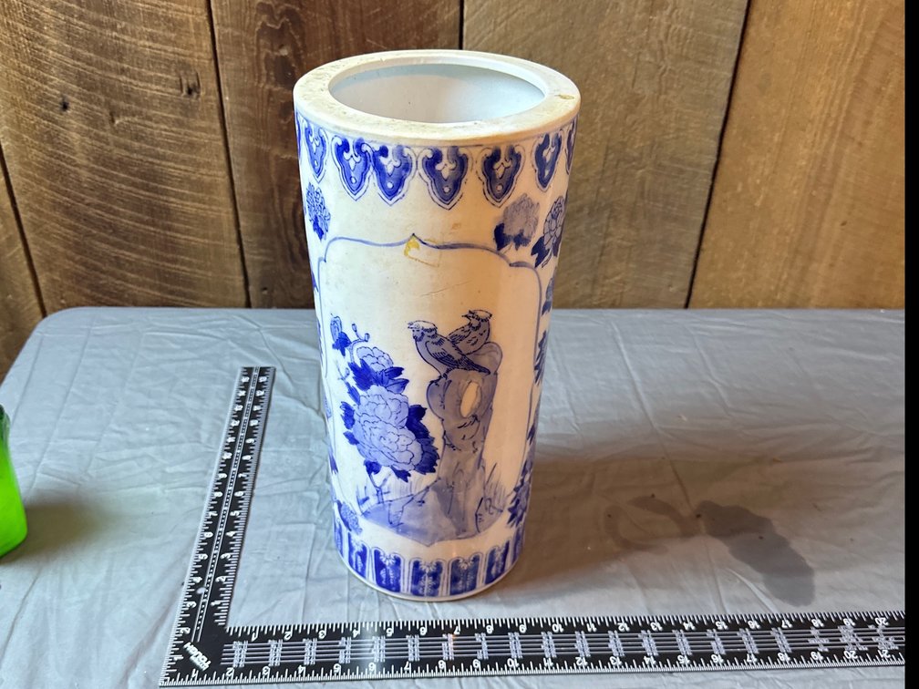 Chinese Blue and White Porcelain Umbrella Stand