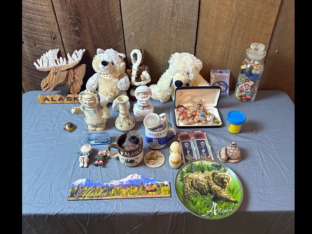 Alaska decor 