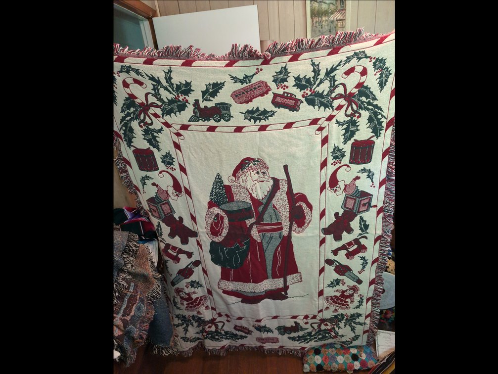 5 Christmas blankets 