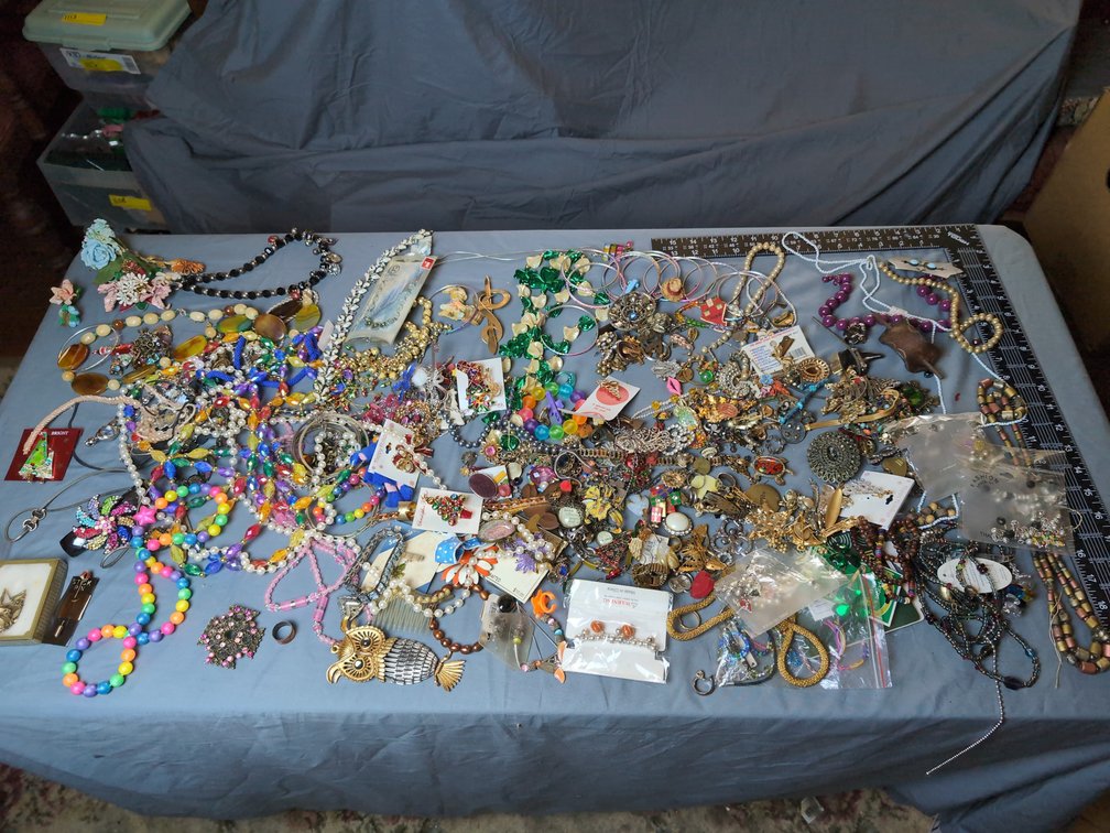 Tons of different kinds of jewelry 