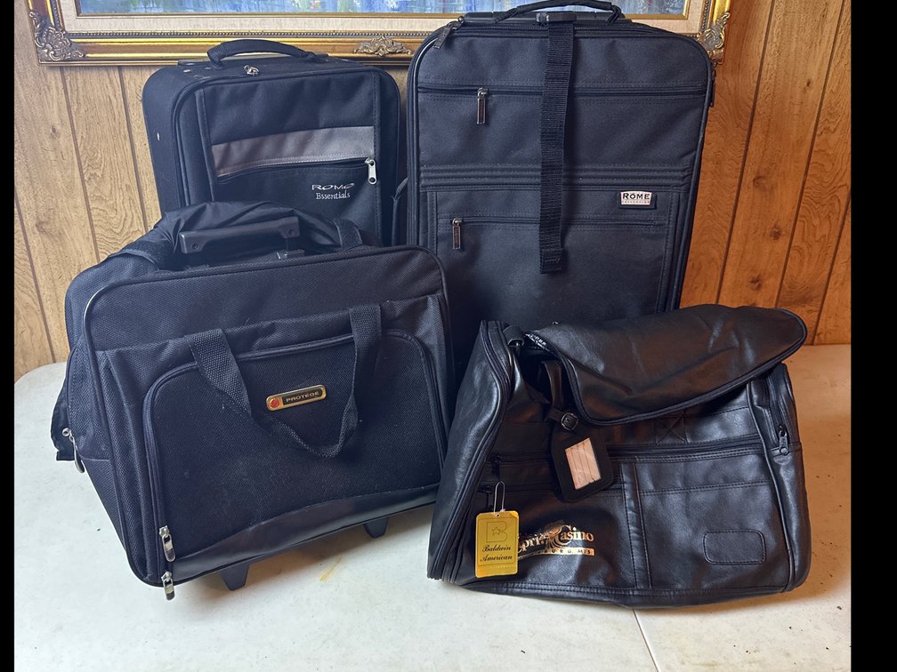 Soft suit cases
